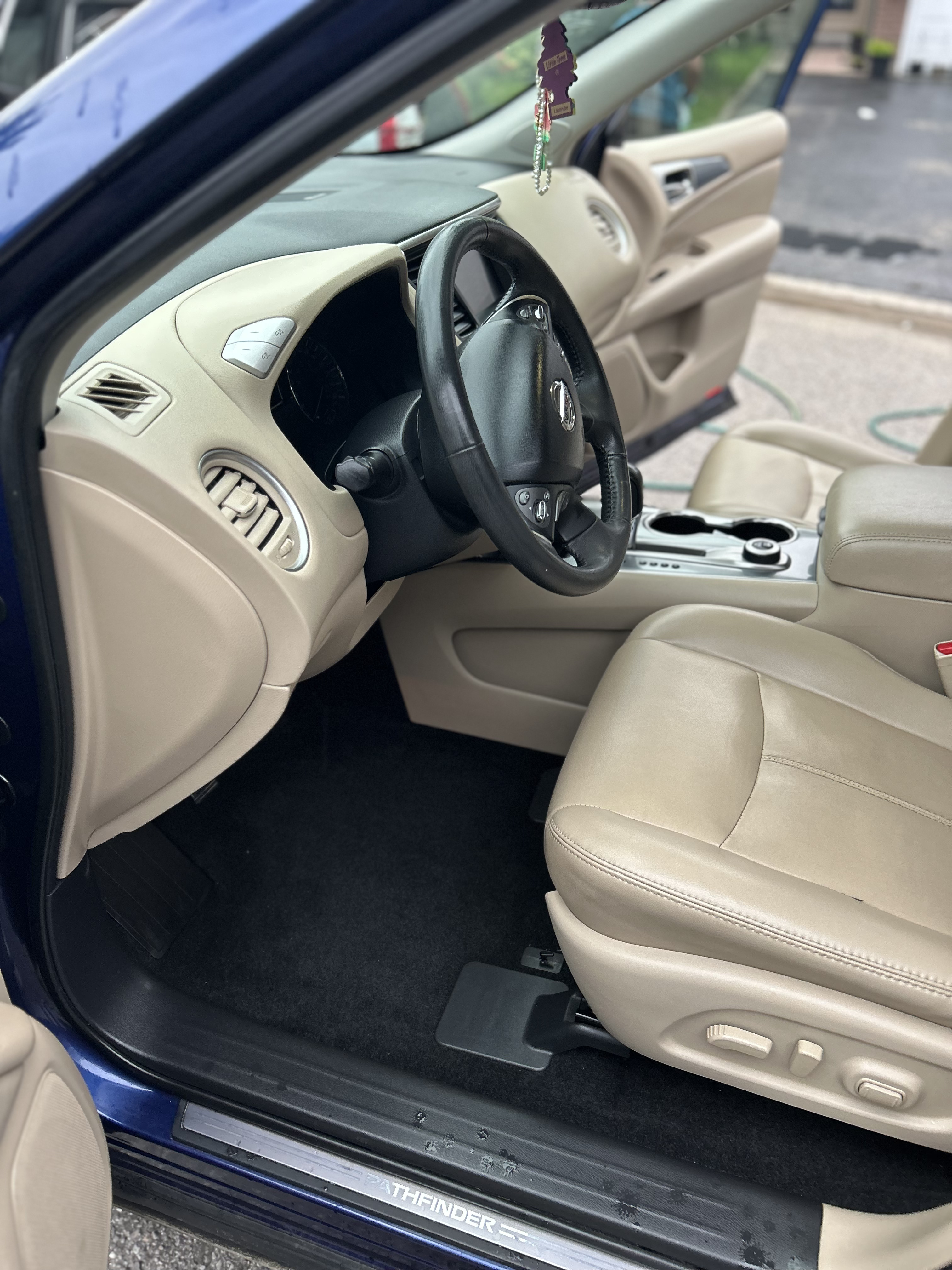 Before/After Washed Car Image
